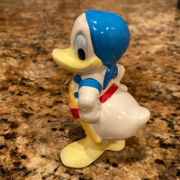 Vintage Walt Disney Pirate Donald Duck Ceramic Figure - Picture 3 of 4